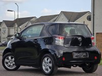 TOYOTA IQ