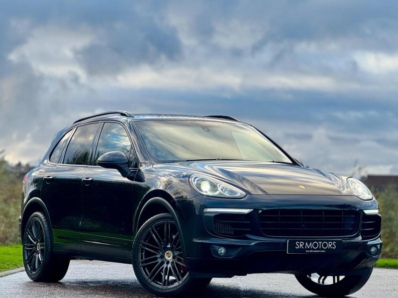 PORSCHE CAYENNE