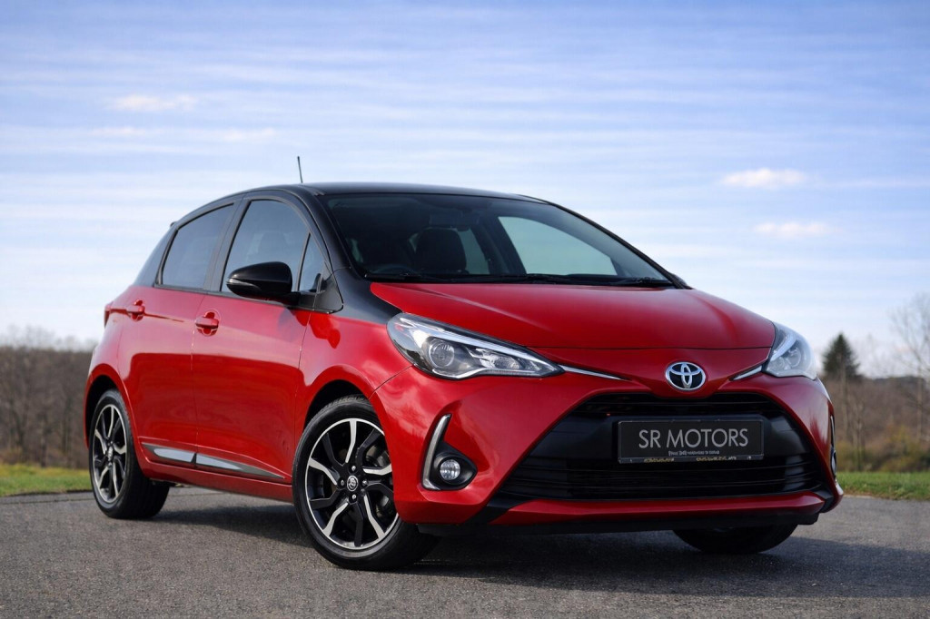 2017 Toyota YARIS