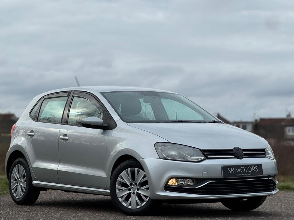 2015 Volkswagen POLO